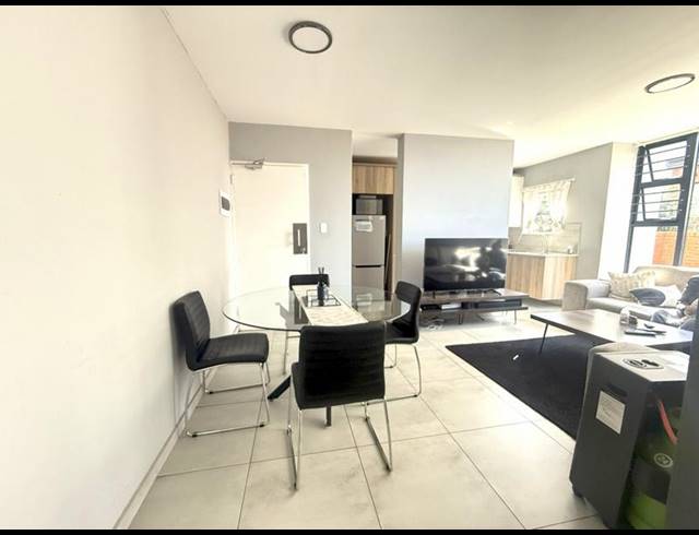 3 BEDROOM APARTMENT FOR SALE IN SILVER LAKES